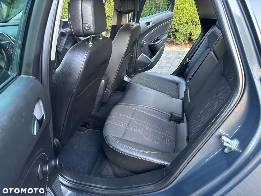 Opel Astra 1.7 CDTI DPF Sports Tourer Edition - 12