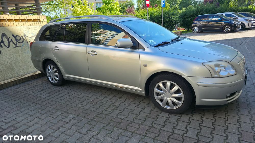 Toyota Avensis 2.0 D-4D Combi - 4