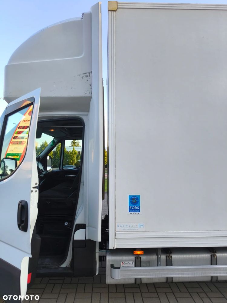 Iveco DAILY - 12