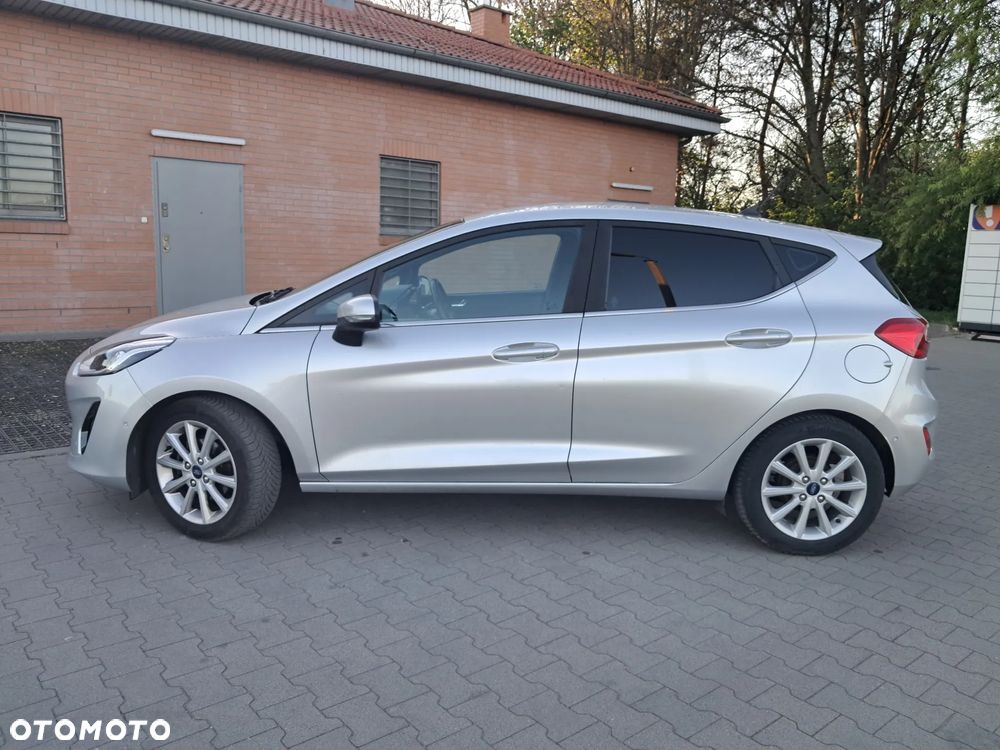 Ford Fiesta 1.5 TDCi S&S TITANIUM - 8