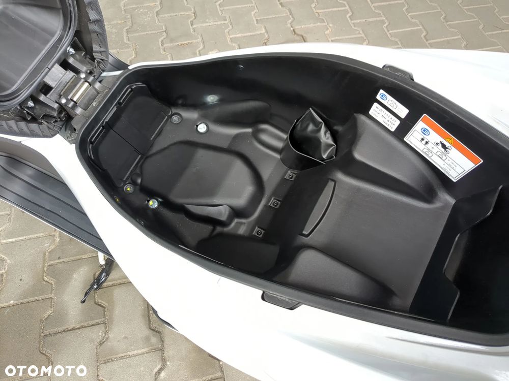 Honda PCX - 9