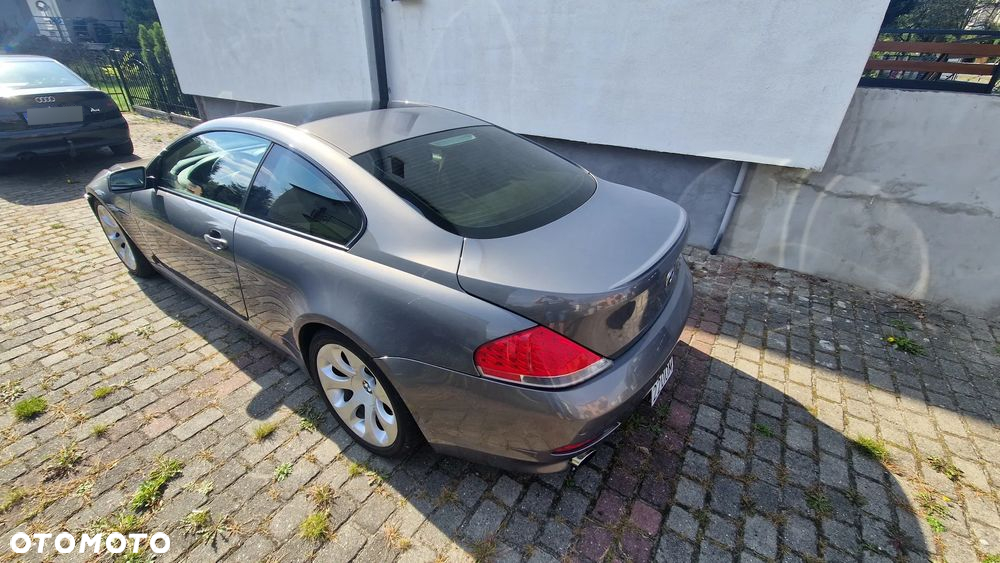 BMW Seria 6 650 i - 7