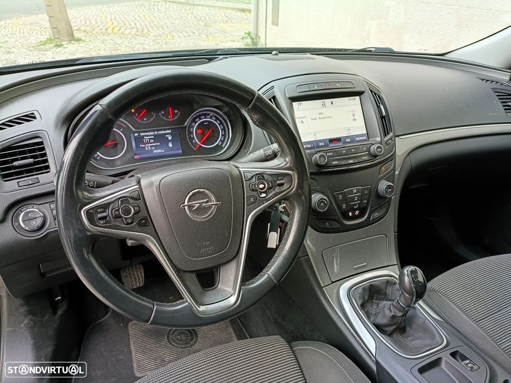 Opel Insignia Sports Tourer 2.0 CDTi Executive S/S - 13