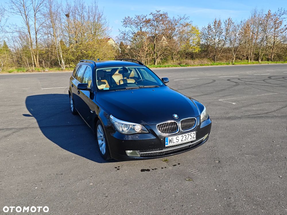 BMW Seria 5 525d - 1