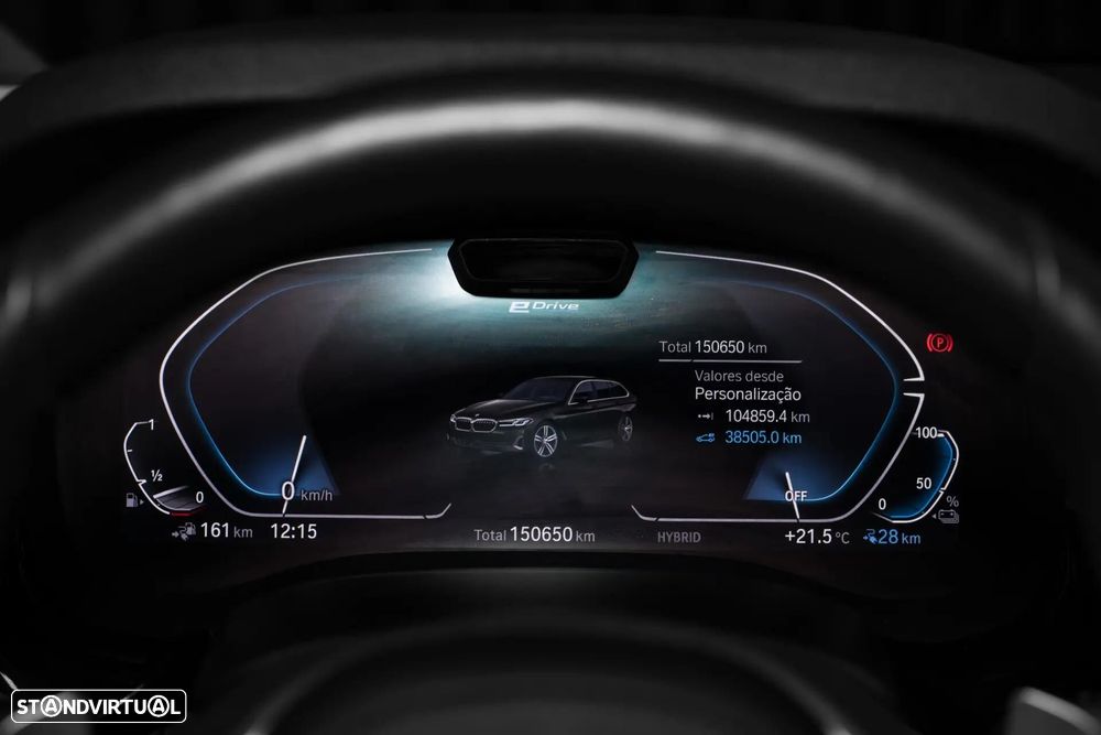 BMW 520 e Pack M - 16