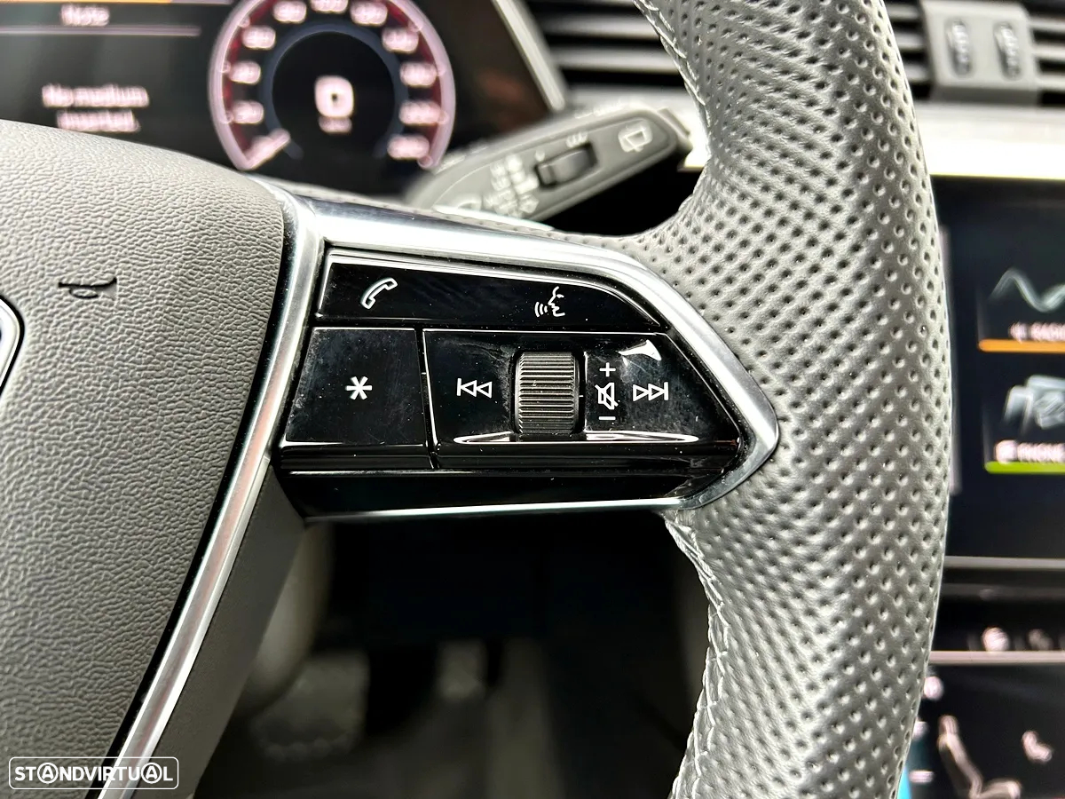 Audi e-tron 55 quattro S line - 14