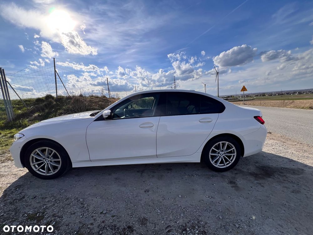 BMW Seria 3 320i - 7