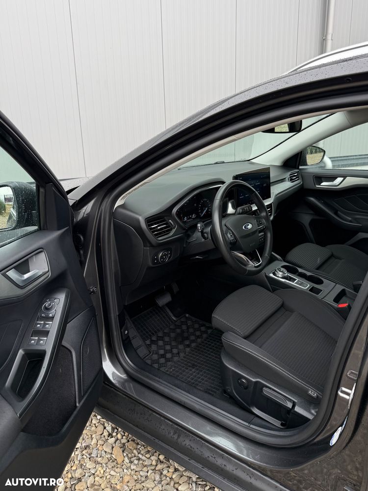 Ford Focus 1.5 EcoBlue Start-Stopp-System Aut. TITANIUM - 11