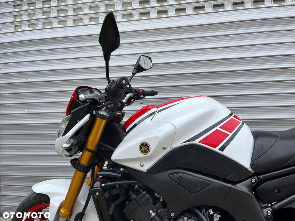 Yamaha FZ - 9