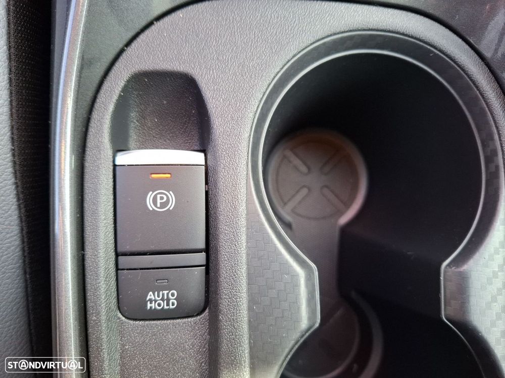 Nissan Juke 1.0 DIG-T N-Connecta DCT - 23