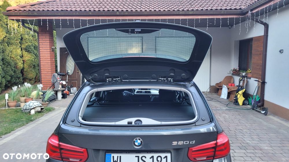 BMW Seria 3 320d Edition M Sport Shadow - 19