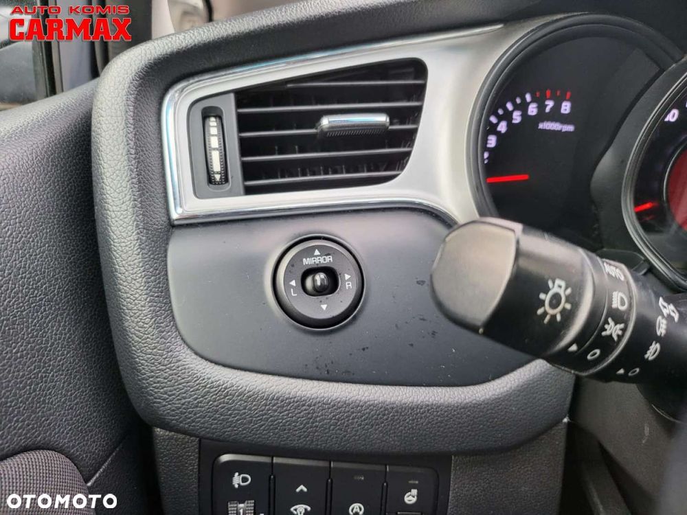 Kia Ceed - 25