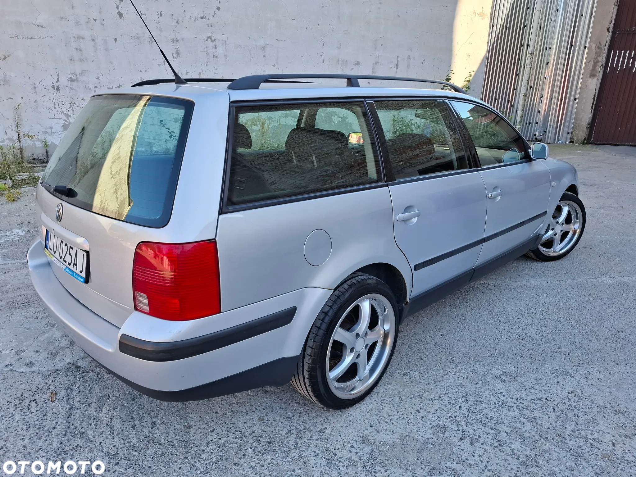 Volkswagen Passat 1.8T - 5
