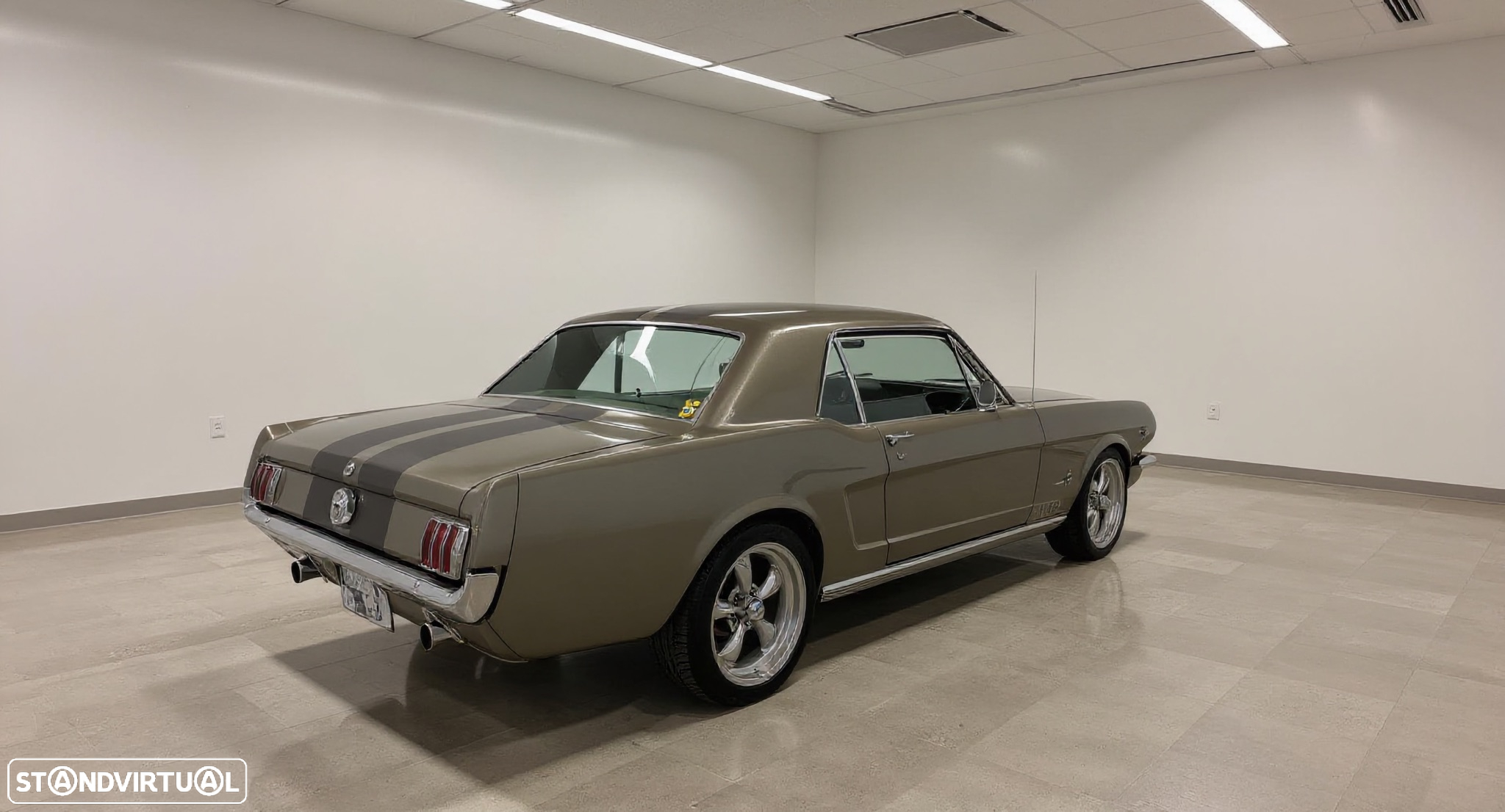 Ford Mustang - 5