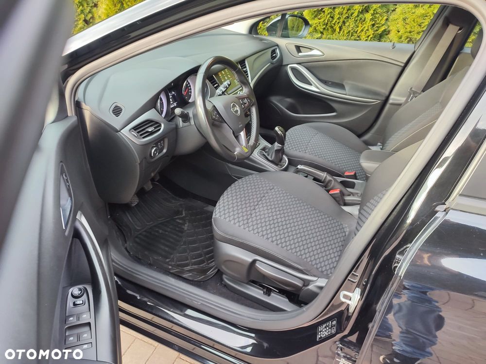 Opel Astra - 19