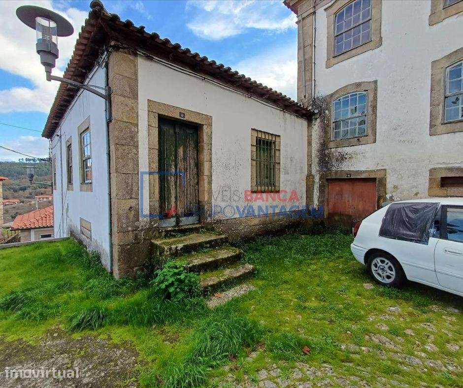 PROPRIEDADE RÚSTICA, MORADIA + TERRENO, CENTRO DE TAROUCA - Grande imagem: 4/10