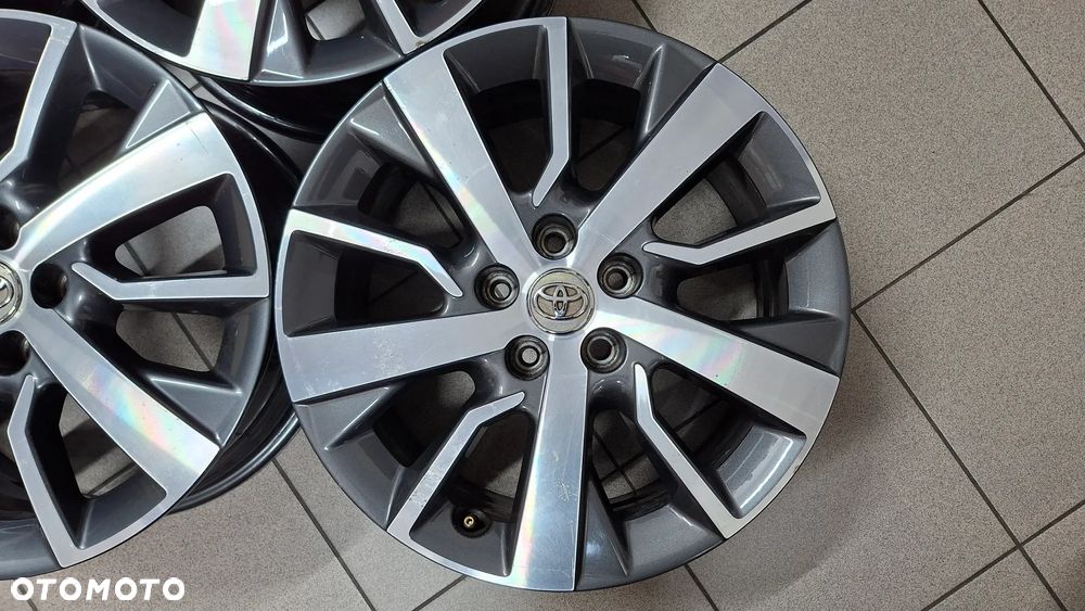 Felgi Aluminiowe 17 Toyota Proace 5x108 ET 46 - 5