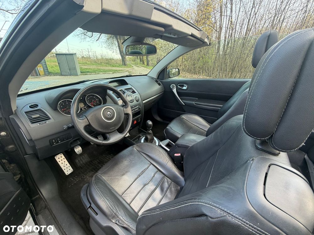 Renault Megane 2.0 Dynamique - 7