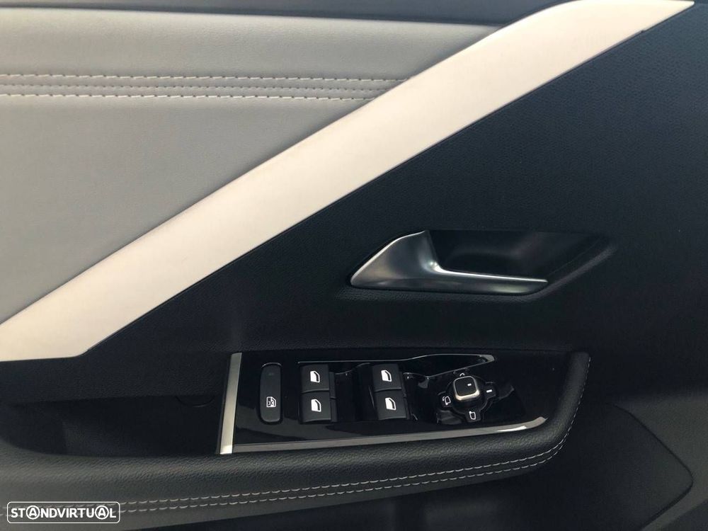 Opel Astra 1.2 T Elegance - 13