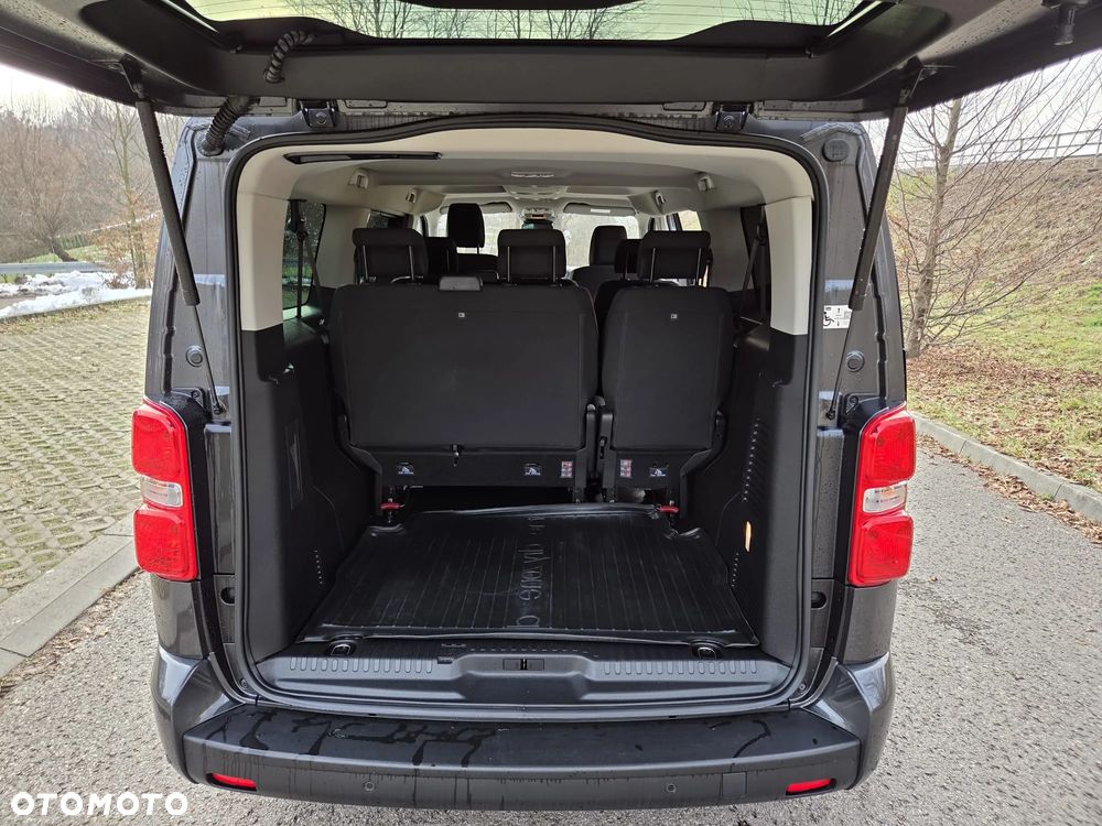 Peugeot Traveller 2.0 BlueHDi Long Business EAT8 - 20