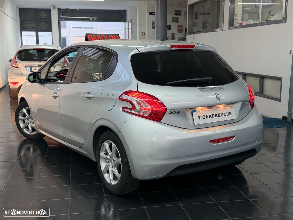 Peugeot 208 1.2 VTi Allure - 5