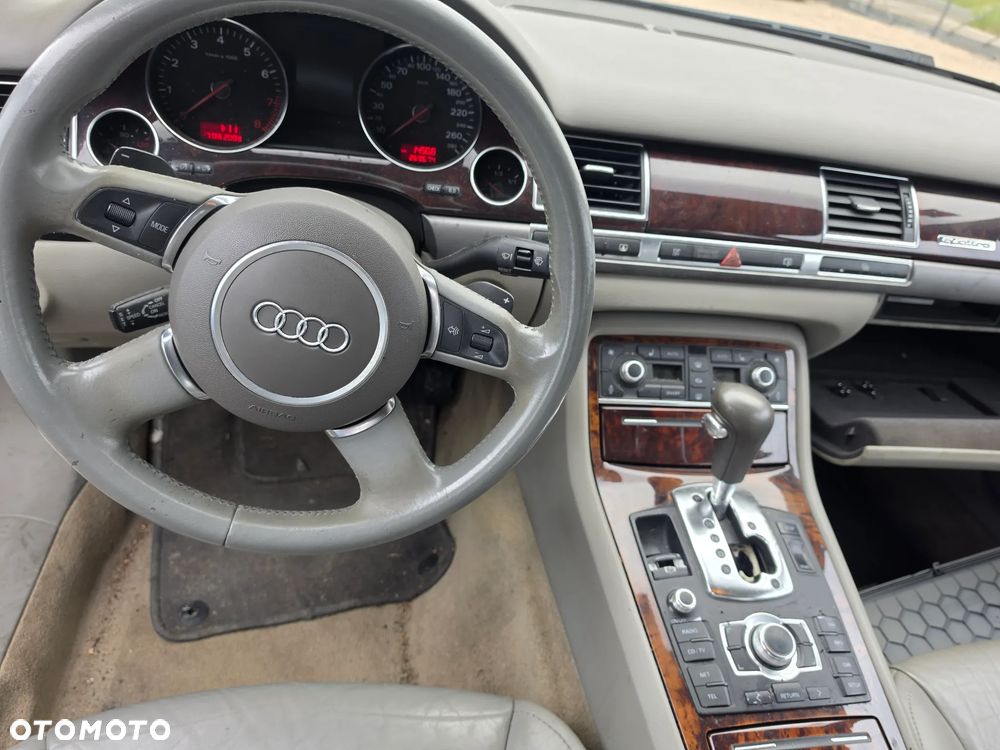 Audi A8 3.7 Quattro - 10