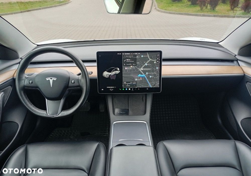 Tesla Model 3 - 26
