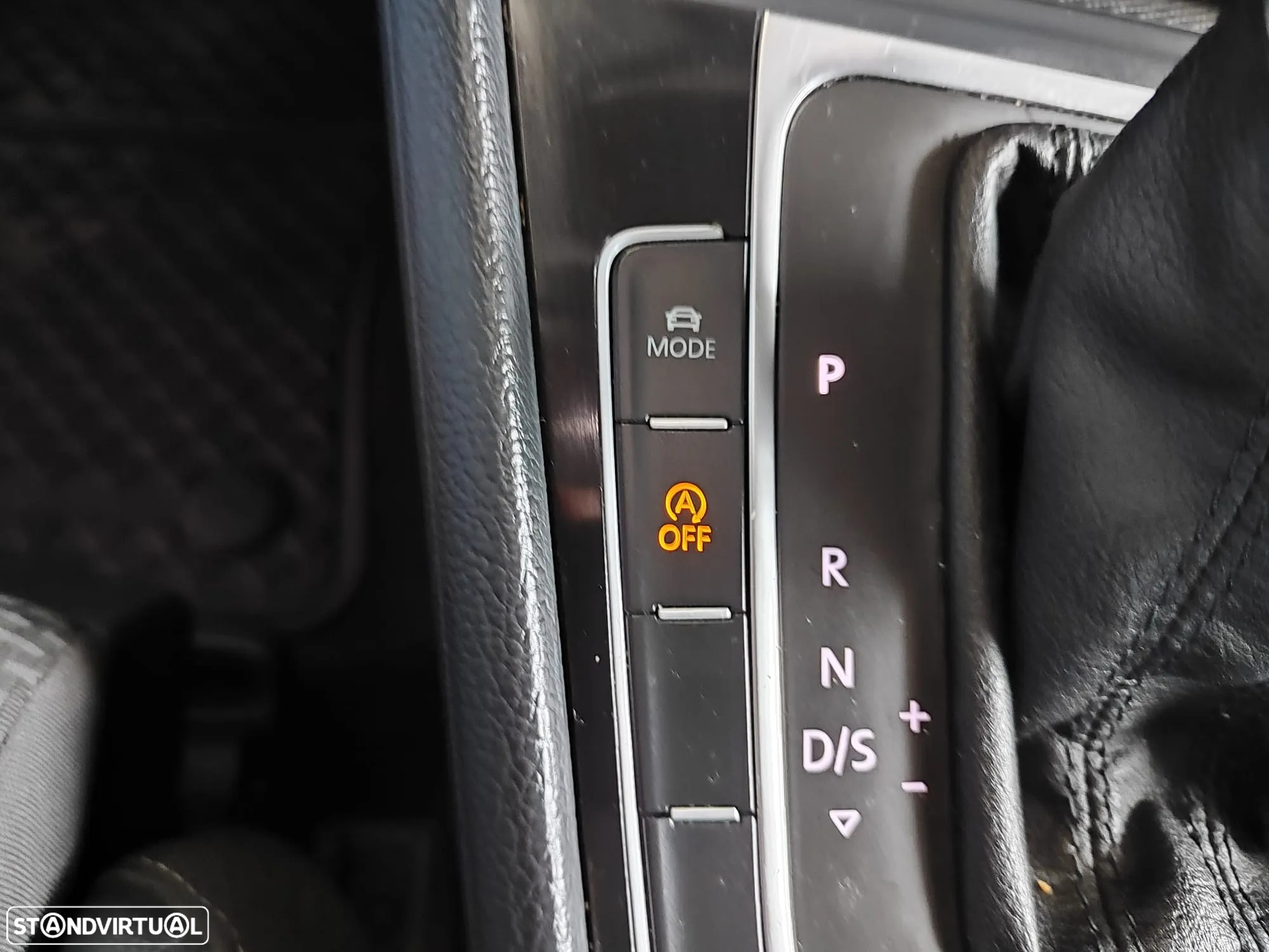VW Golf 2.0 TDI GTD DSG - 40