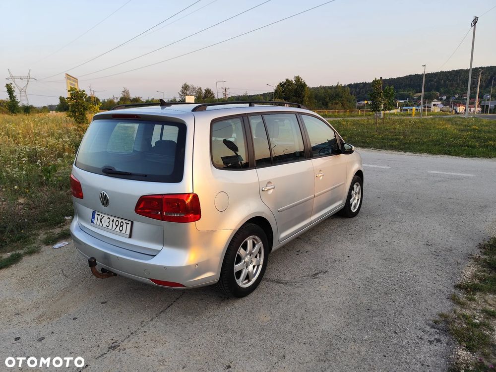 Volkswagen Touran 2.0 TDI DPF Comfortline DSG - 6