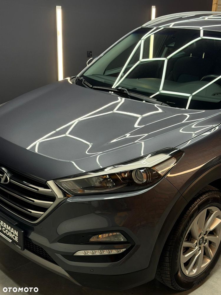 Hyundai Tucson 2.0 CRDi 4WD Automatik Style - 14