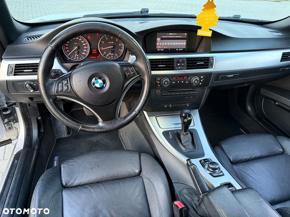 BMW Seria 3 320i - 15