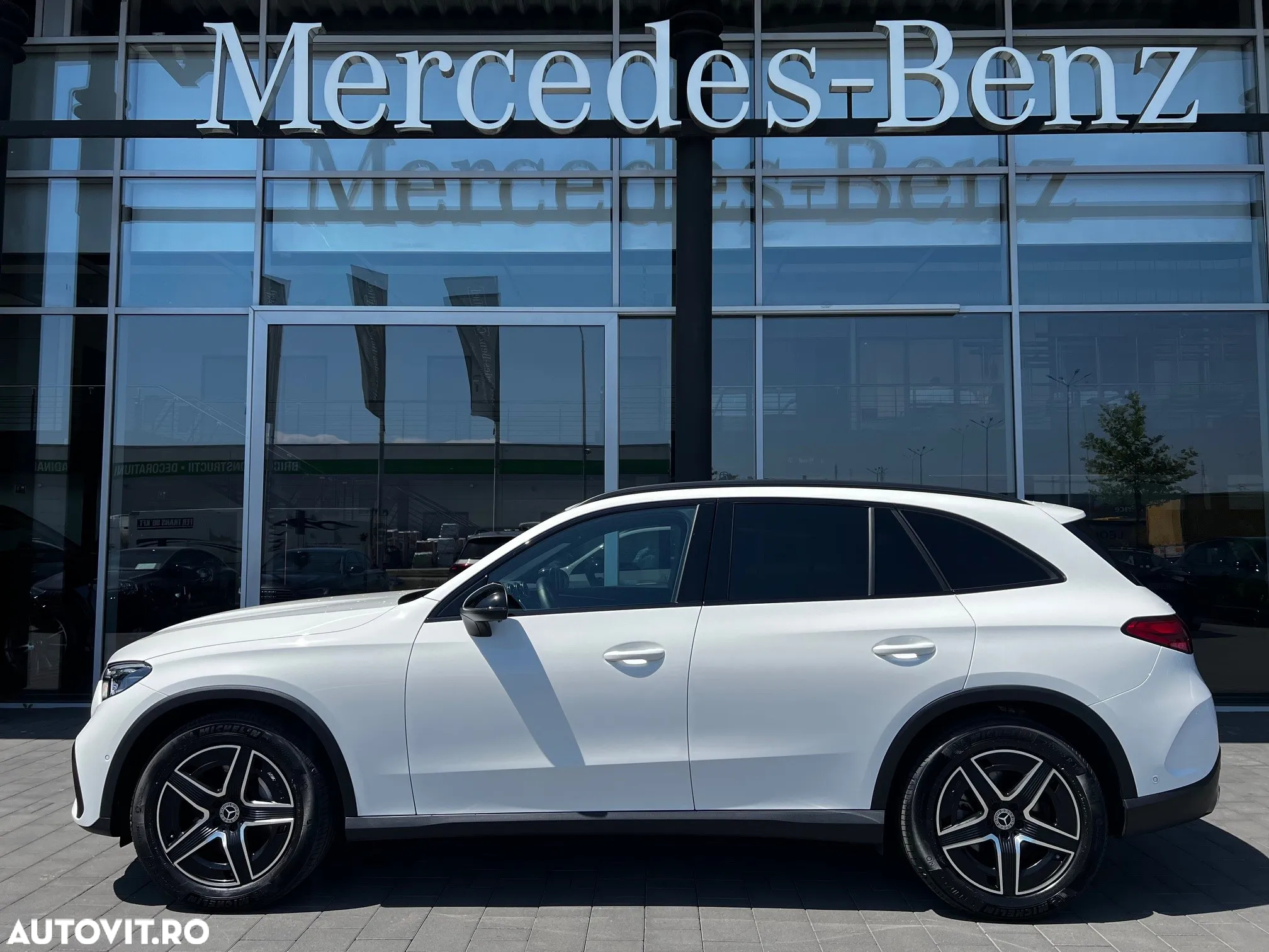 Mercedes-Benz GLC 200 4Matic 9G-TRONIC AMG Line Advanced - 2