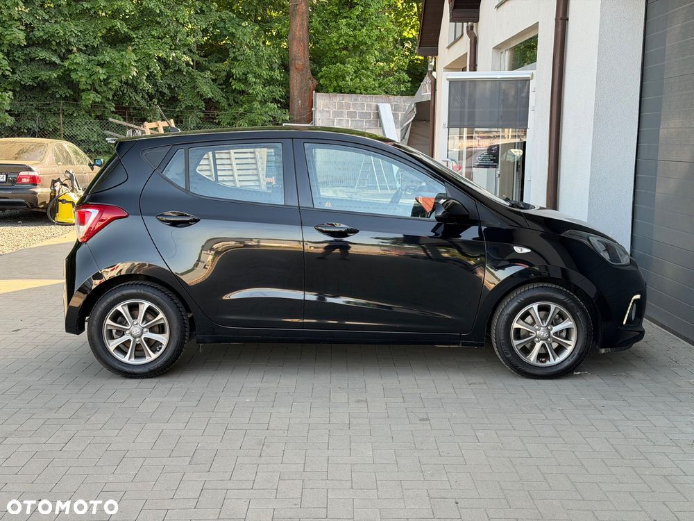Hyundai i10 1.2 Black Line - 23