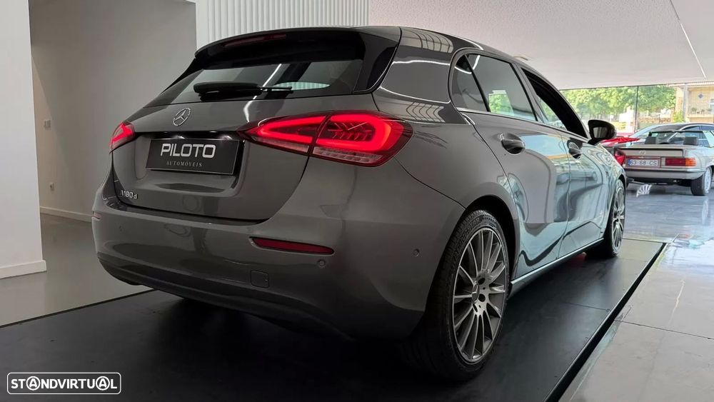 Mercedes-Benz A 180 d Style Plus Aut. - 11