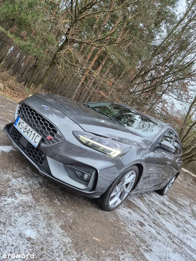 Ford Focus 2.3 EcoBoost ST Edition - 5