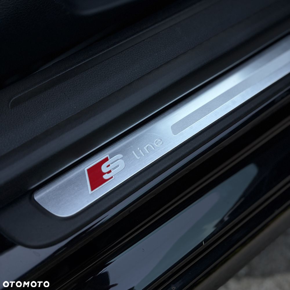Audi A5 Cabrio 2.0 TDI DPF (clean diesel) - 13