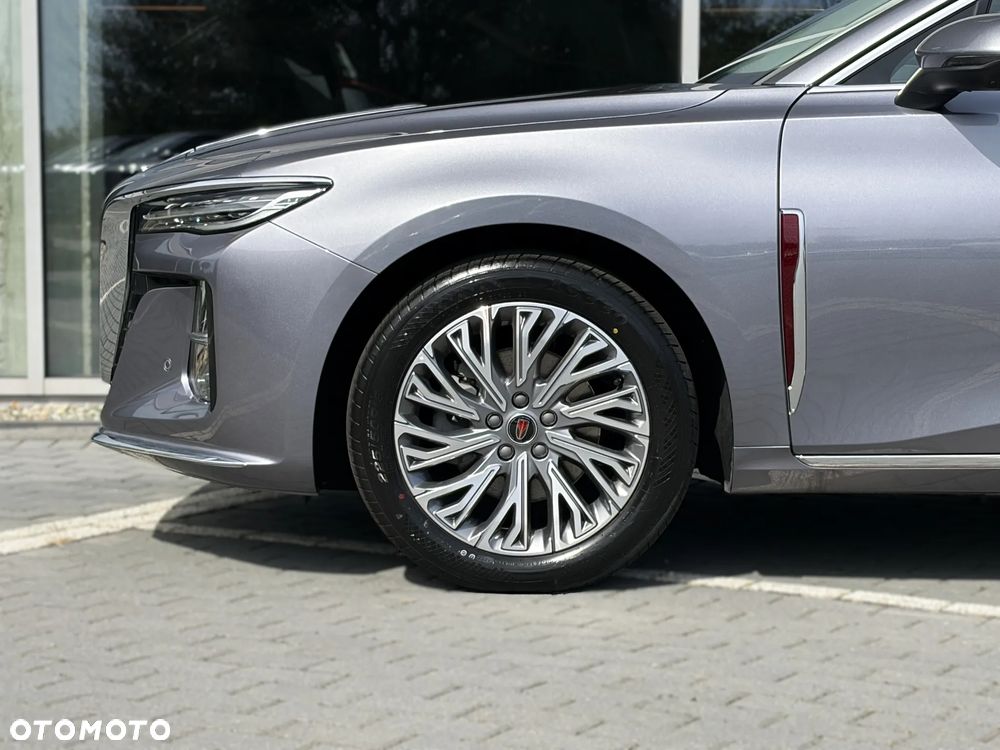 Hongqi H5 2.0T Deluxe - 3