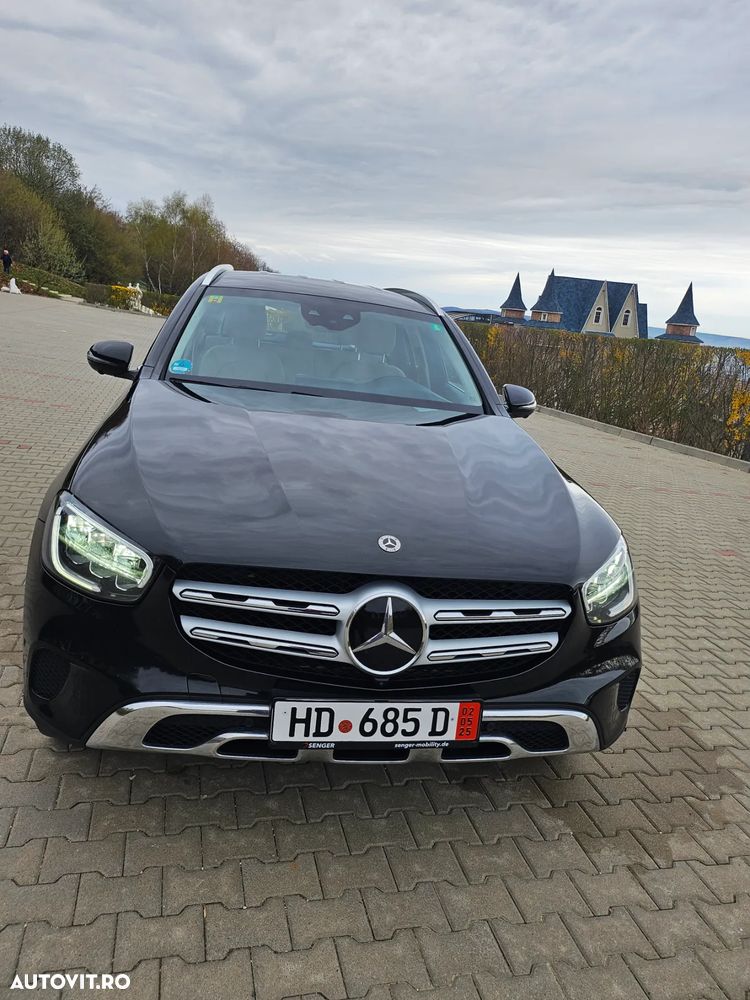 Mercedes-Benz GLC 300 d 4MATIC - 2