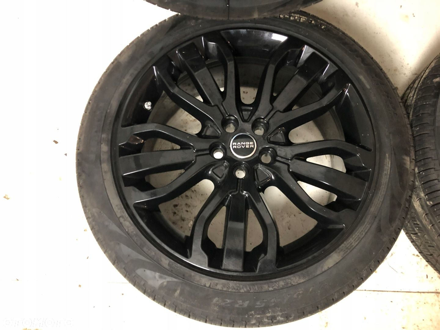 RANGE ROVER KOŁA ALUFELGI 275/45 R21 PIRELLI - 4