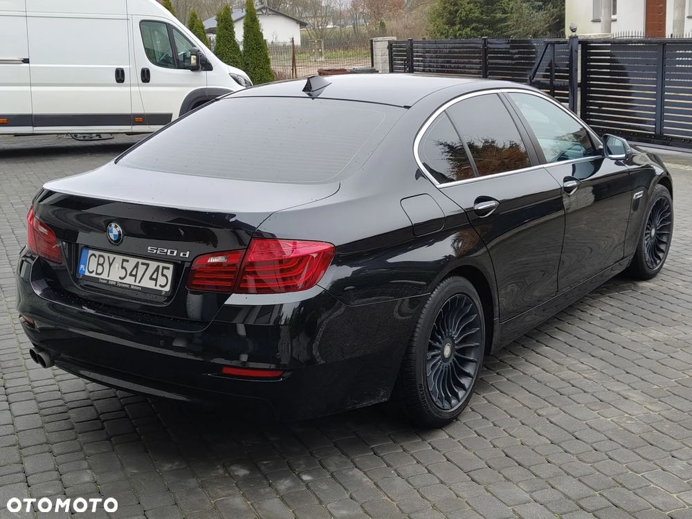 BMW Seria 5 520d - 2