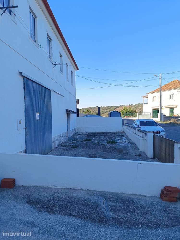 ALUGUER armazém/garagem em Mafra Gare com 74m2 - Grande imagem: 4/4