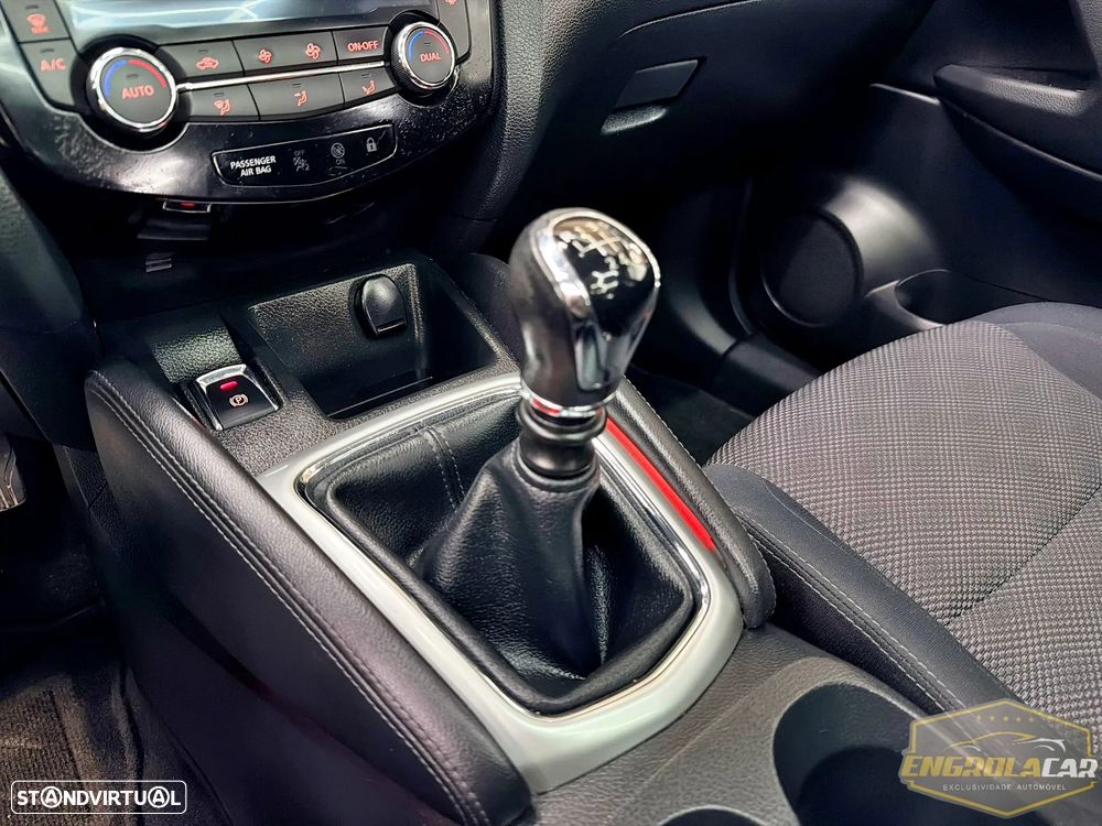 Nissan Qashqai 1.5 dCi N-Connecta RS+PS - 21