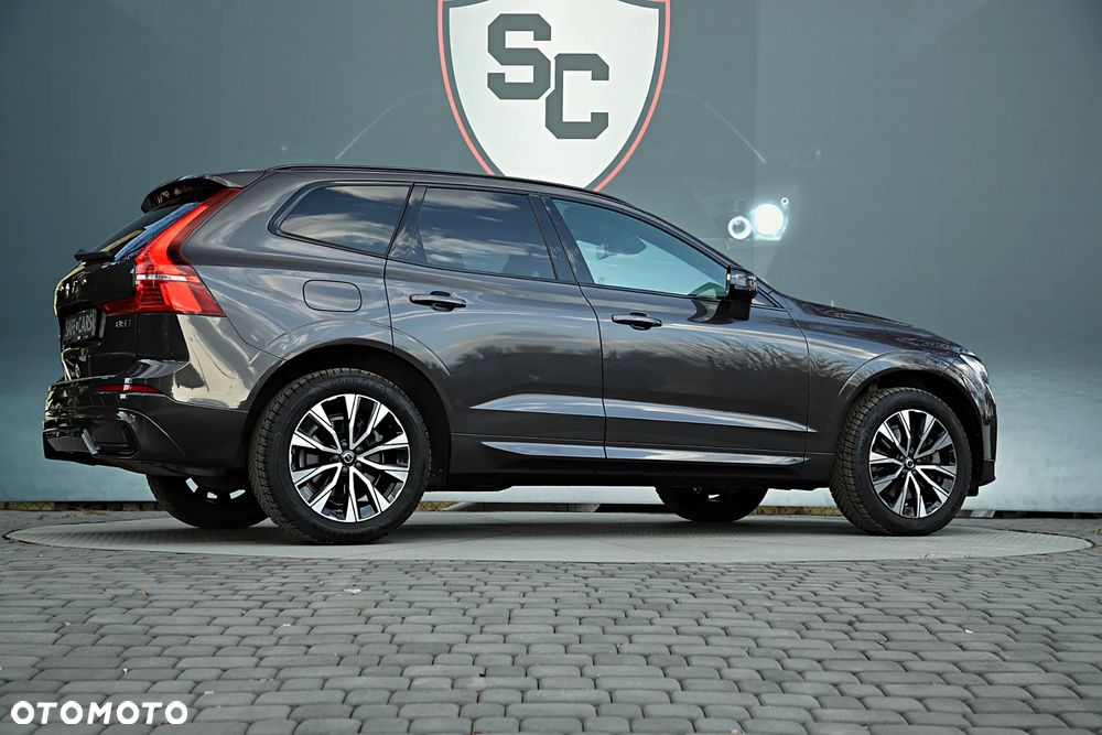 Volvo XC 60 B5 B AWD Plus Dark - 10