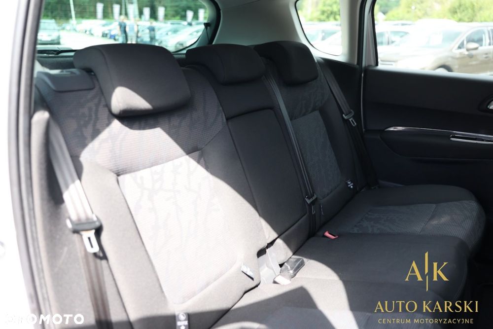 Peugeot 3008 - 31