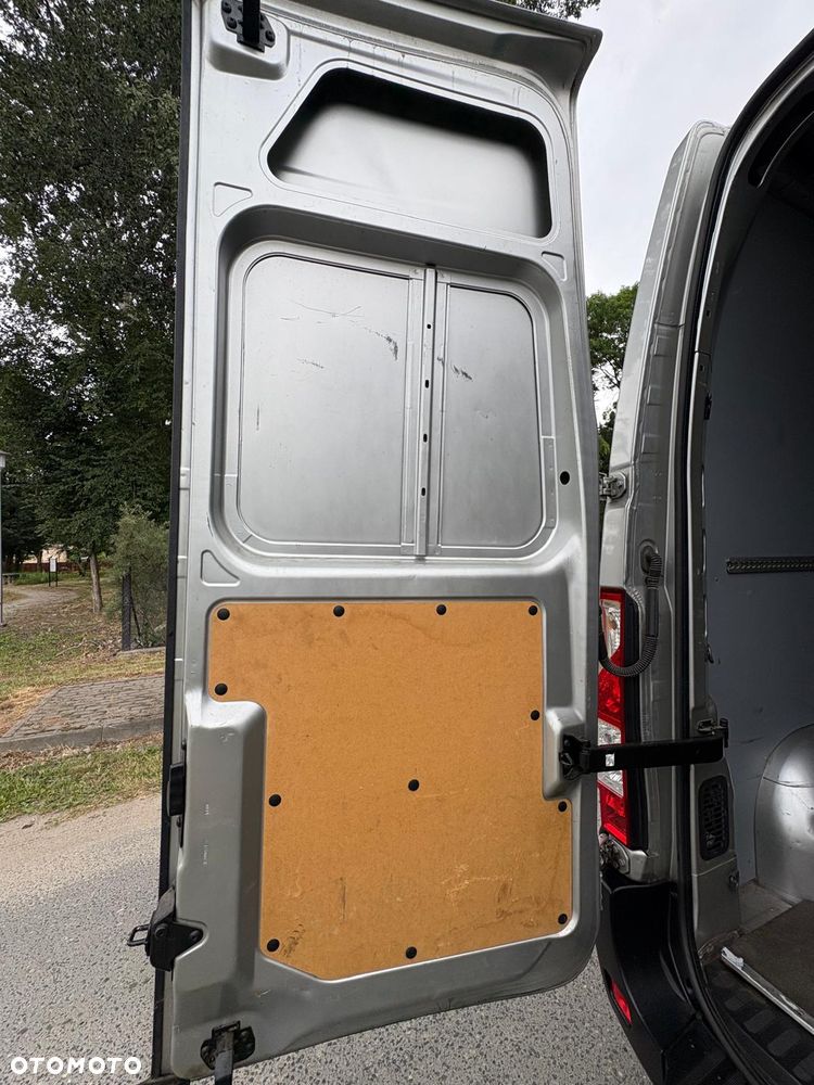 Opel Movano - 11