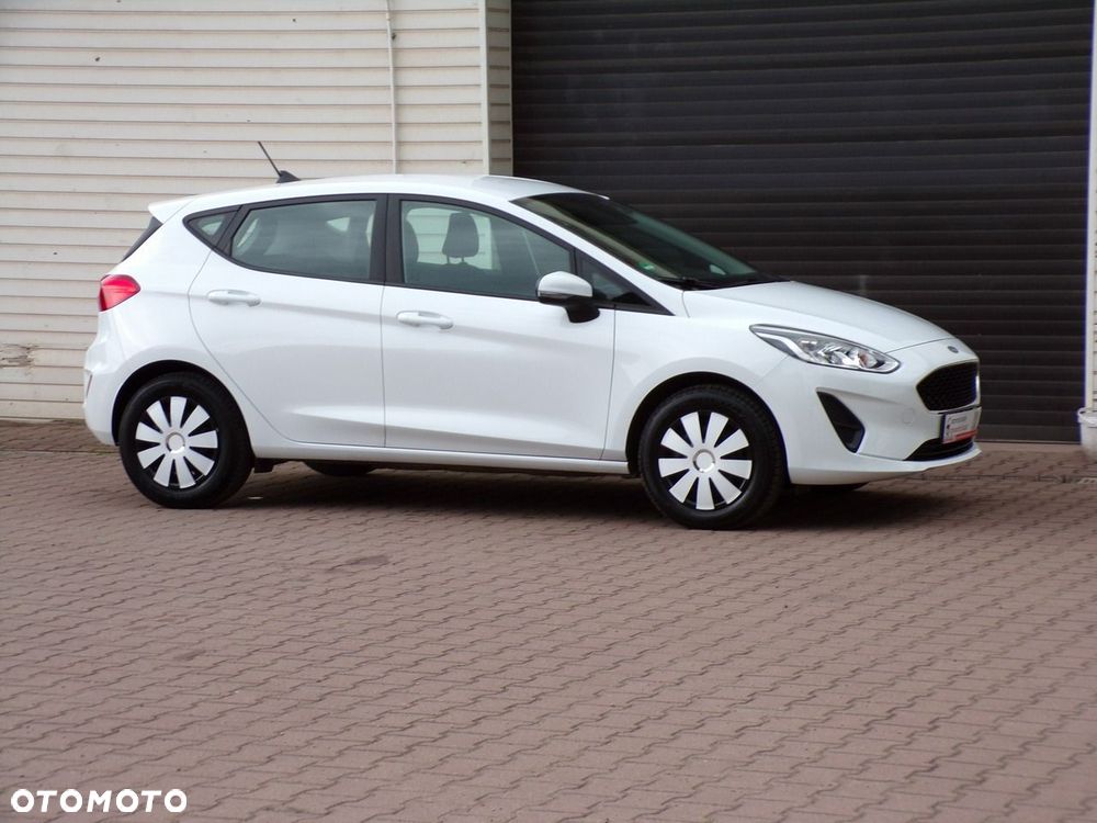 Ford Fiesta - 10