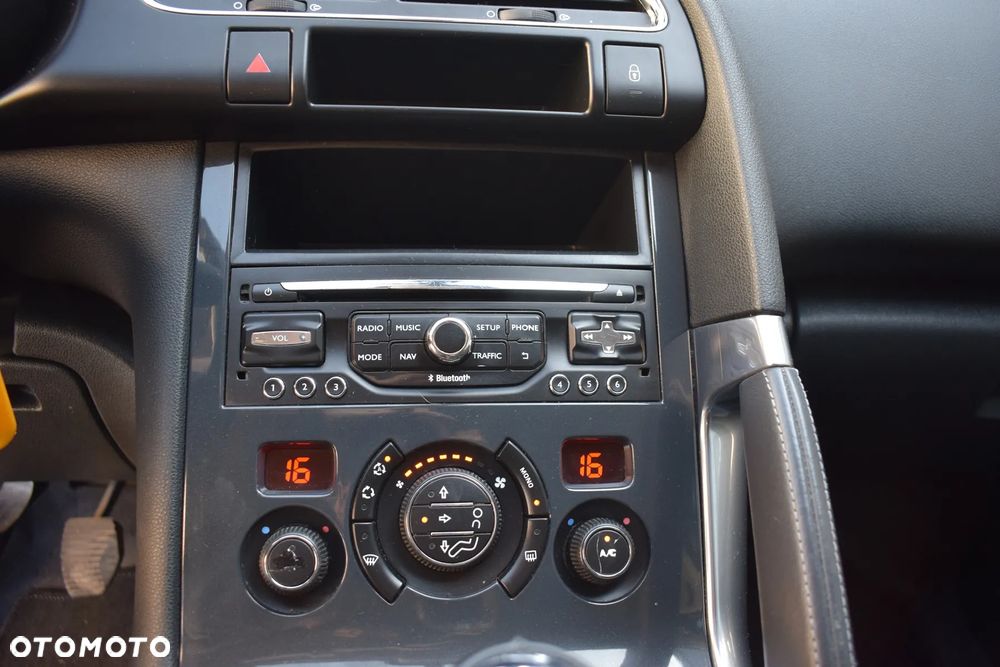 Peugeot 3008 HDi 115 Allure - 27