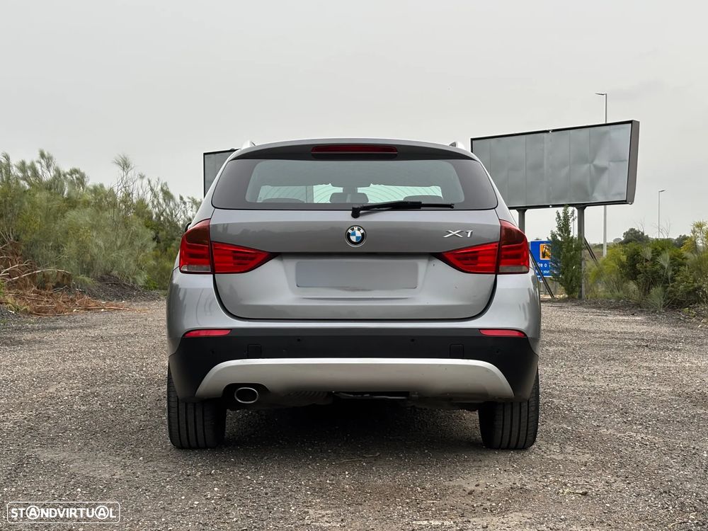 BMW X1 18 d sDrive - 28