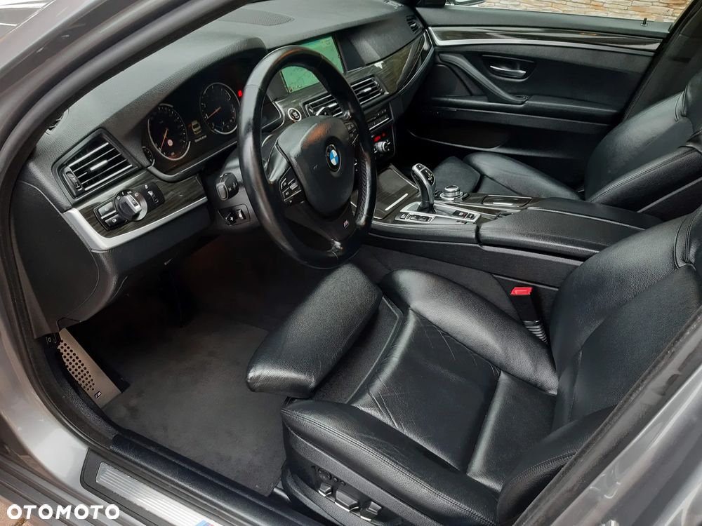 BMW Seria 5 520i Sport-Aut - 15