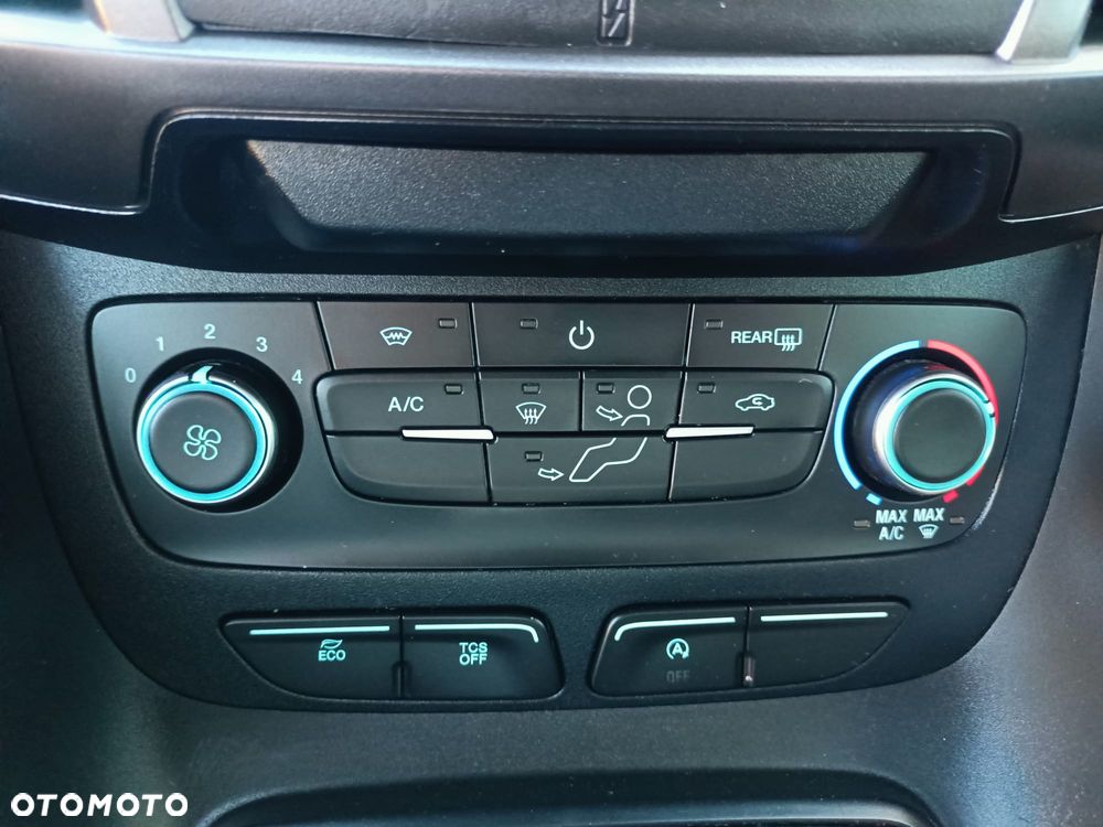 Ford Transit Connect - 28